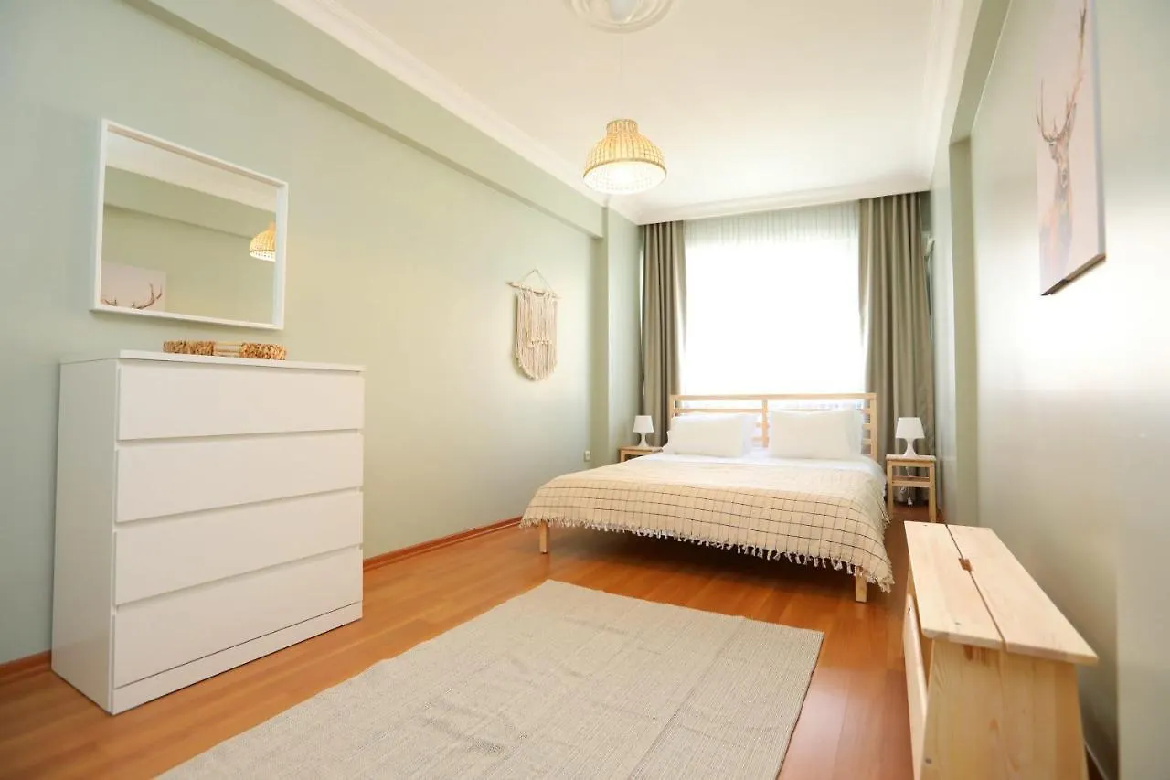 Spacious And Central Flat In Sisli Istanbul Apartment